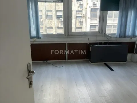 Izdavanje, poslovni prostor, 301m², Stari Grad, Beograd - image 3