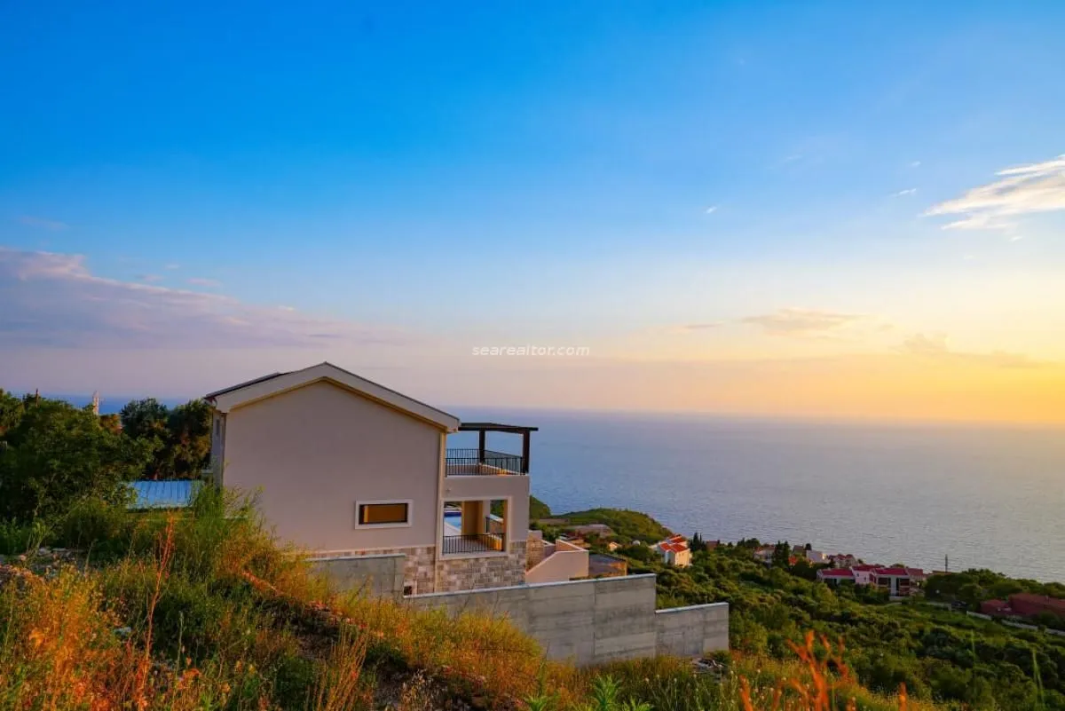 Prodaja, kuća, 420m², Blizikuće, Budva