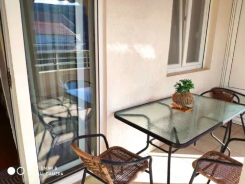 Izdavanje, dvosoban stan, 65m², Kumbor, Herceg Novi - image 6