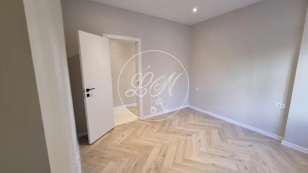 Prodaja, jednosoban stan, 44m², Zemun Centar, Zemun Sve Podlokacije