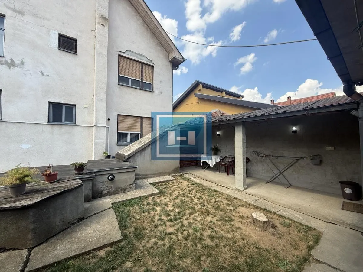 Prodaja, kuća, 160m², Trnava, Jagodina