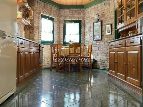 Prodaja, kuća, 202m², Sremska Kamenica, Petrovaradin - image 8