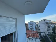 Izdavanje, dvosoban stan, 70m², Lazi, Budva - image 8
