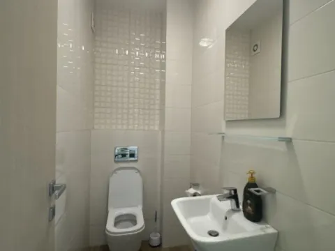 Izdavanje, dvosoban stan, 75m², City Kvart, Podgorica - image 8