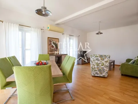 Rent, house, 170m², Jastreb, Danilovgrad - image 2