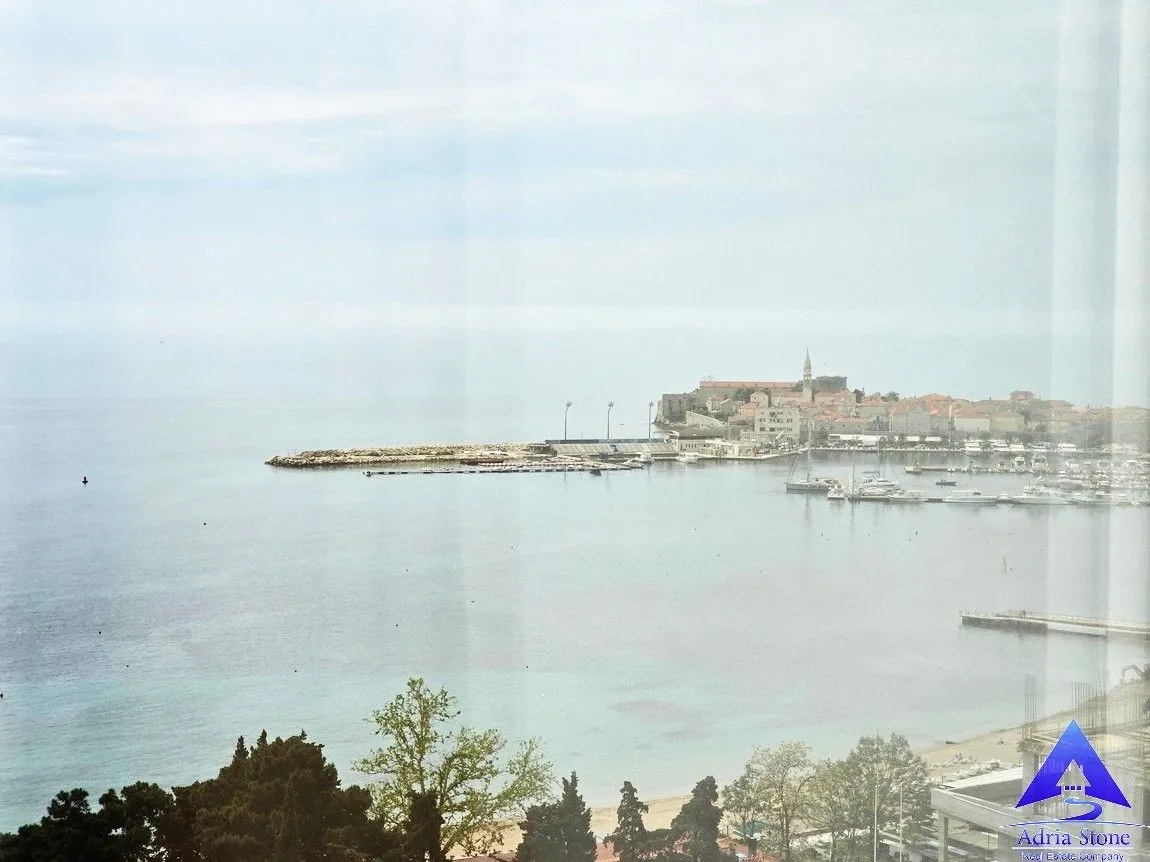 Prodaja, dvosoban stan, 77m², Centar, Budva