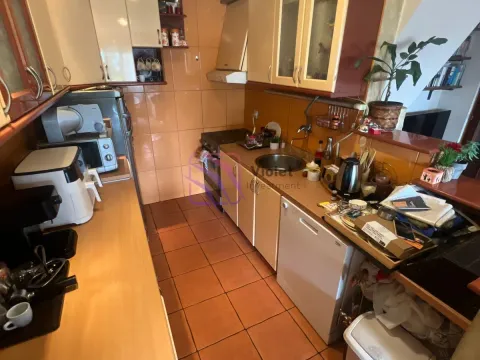 Sale, three bedroom apartment, 100m², Blok 5, Podgorica - image 14