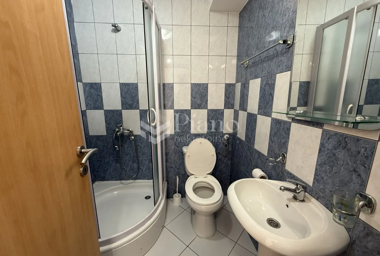 Rent, one bedroom apartment, 42m², Podgorica, Crna Gora