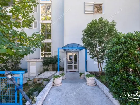 Prodaja, dvosoban stan, 48m², Dobrota, Kotor - image 15