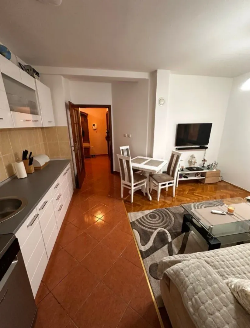 Sale, one bedroom apartment, 45m², Makedonsko naselje, Bar