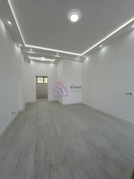 Rent, office space, 100m², Dalmatinska ulica, Podgorica - image 1