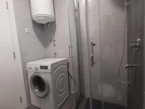 Izdavanje, jednosoban stan, 40m², Novo naselje, Novi Sad - image 5