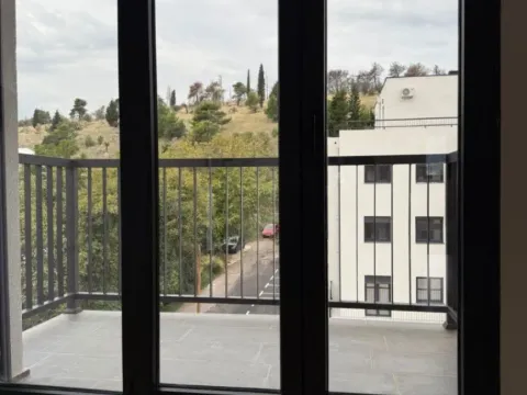 Sale, three bedroom apartment, 90m², Zagorič, Podgorica - image 8