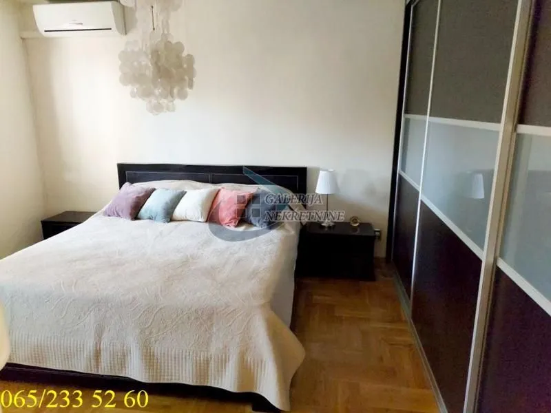 Izdavanje, četvorosoban stan, 109m², Čukarica, Beograd