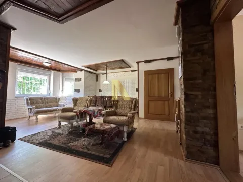 Sale, house, 80m², Mali Idjoš, Srbija - image 2