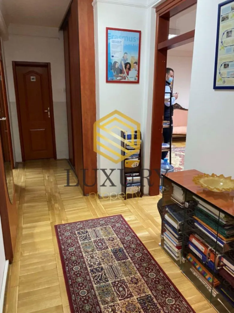 Rent, office space, 93m², Preko Morače, Podgorica