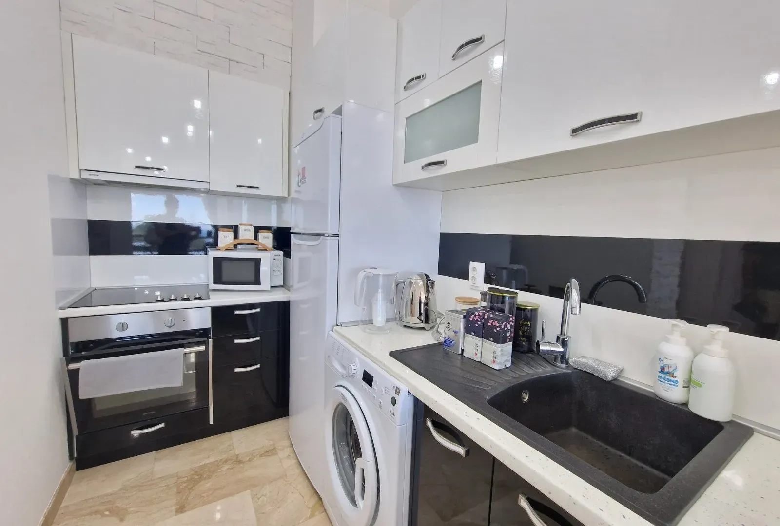 Prodaja, jednosoban stan, 67m², Budva, Crna Gora