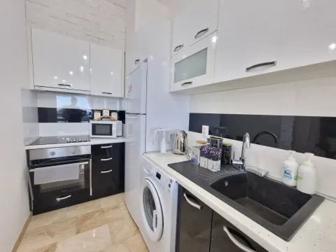 Prodaja, jednosoban stan, 67m², Budva, Crna Gora - image 9