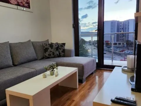 Sale, one bedroom apartment, 42m², Bečići, Budva - image 4