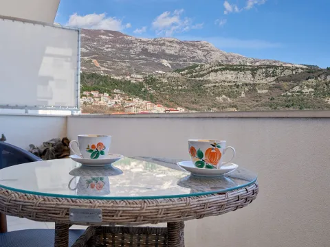 Prodaja, petosoban stan, 181m², Budva, Crna Gora - image 4