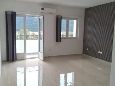 Sale, one bedroom apartment, 44m², Kumbor, Herceg Novi - image 5