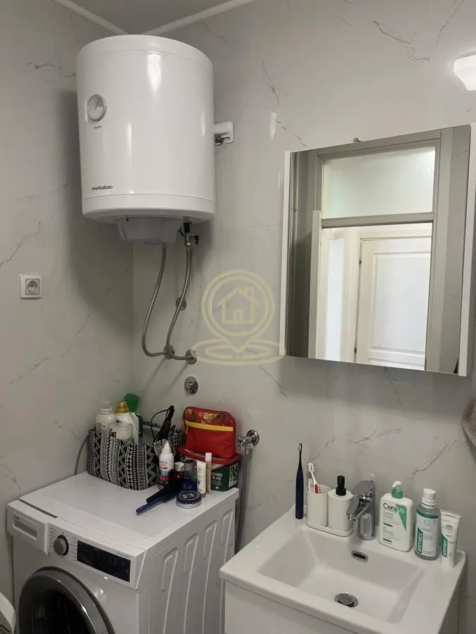 Prodaja, dvosoban stan, 41m², Bulevar Oslobodjenja, Novi Sad Sve Podlokacije