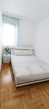 Izdavanje, jednosoban stan, 36m², Stari Aerodrom, Podgorica - image 4