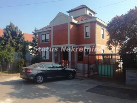 Prodaja, kuća, 459m², Petrovaradin, Novi Sad - image 1