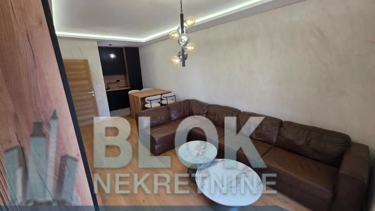 Izdavanje, jednosoban stan, 50m², New City, Podgorica