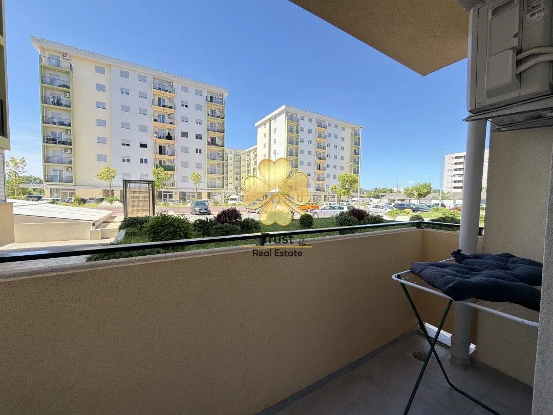 Izdavanje, jednosoban stan, 45m², Pobrežje, Podgorica