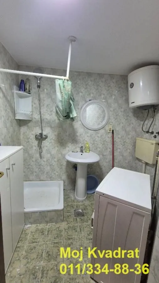 Prodaja, dvosoban stan, 37m², Đeram Pijaca, Beograd