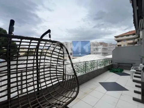 Izdavanje, dvosoban stan, 115m², Centar, Tivat - image 2