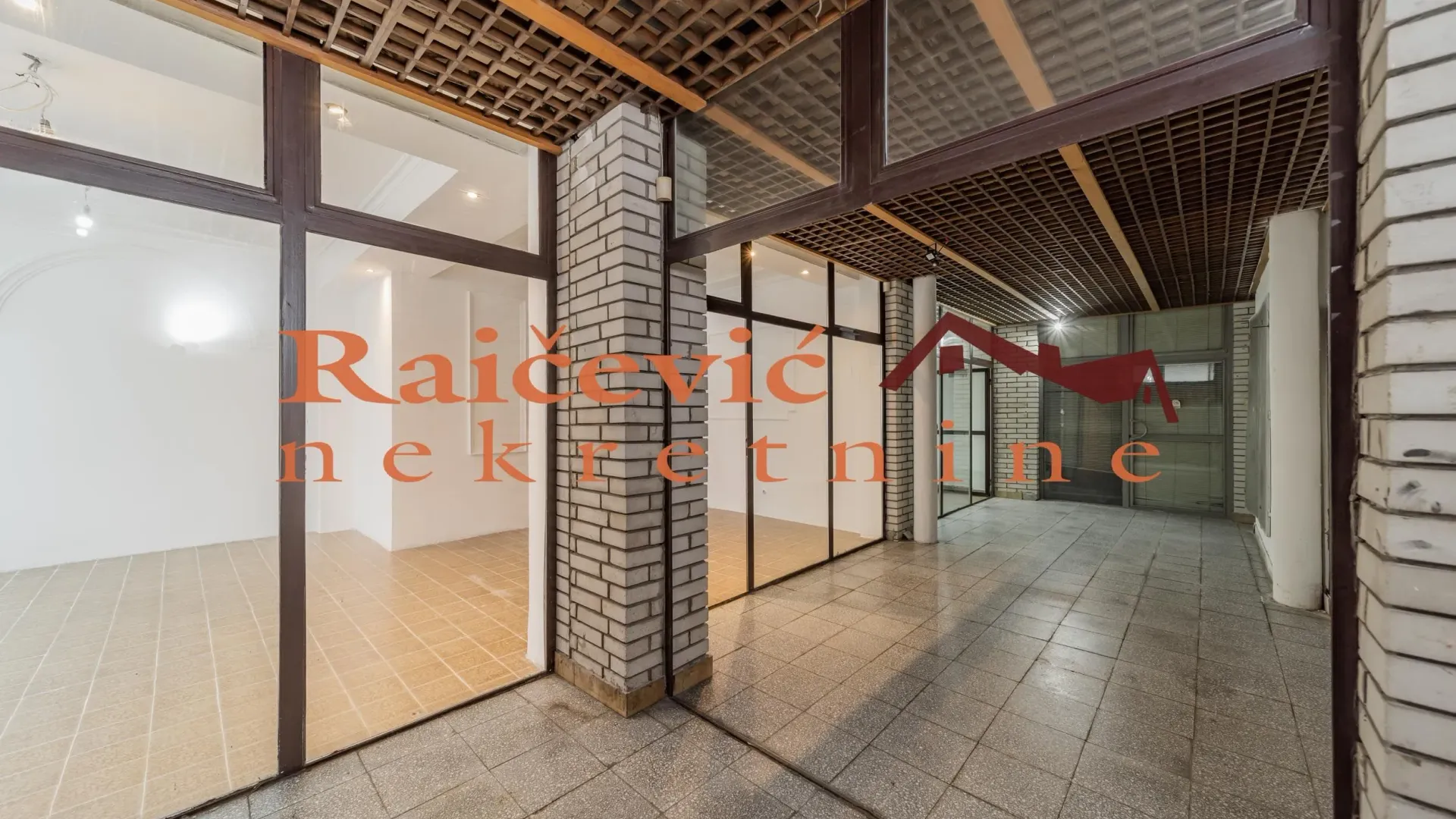 Sale, office space, 49m², Voždovac Sve Podlokacije, Beograd