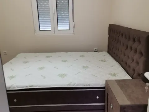 Rent, one bedroom apartment, 45m², Stari Aerodrom, Podgorica - image 10