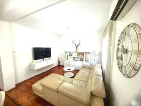 Izdavanje, trosoban stan, 73m², Preko Morače, Podgorica - image 6