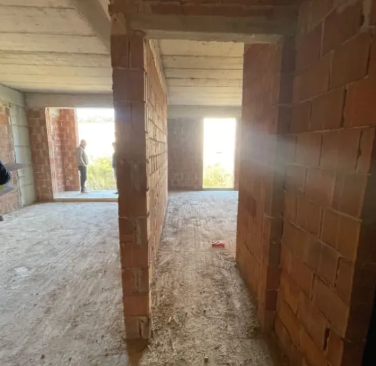 Prodaja, jednosoban stan, 46m², Centar, Ulcinj