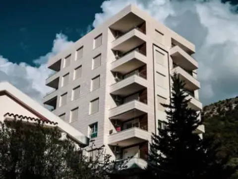 Sale, one bedroom apartment, 48m², Rafailovići, Budva - image 2