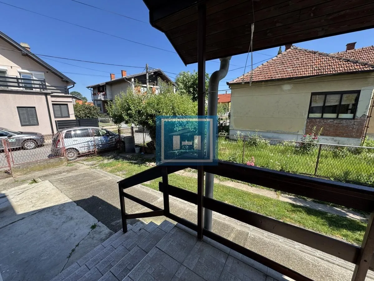 Sale, house, 200m², Centar, Ćuprija