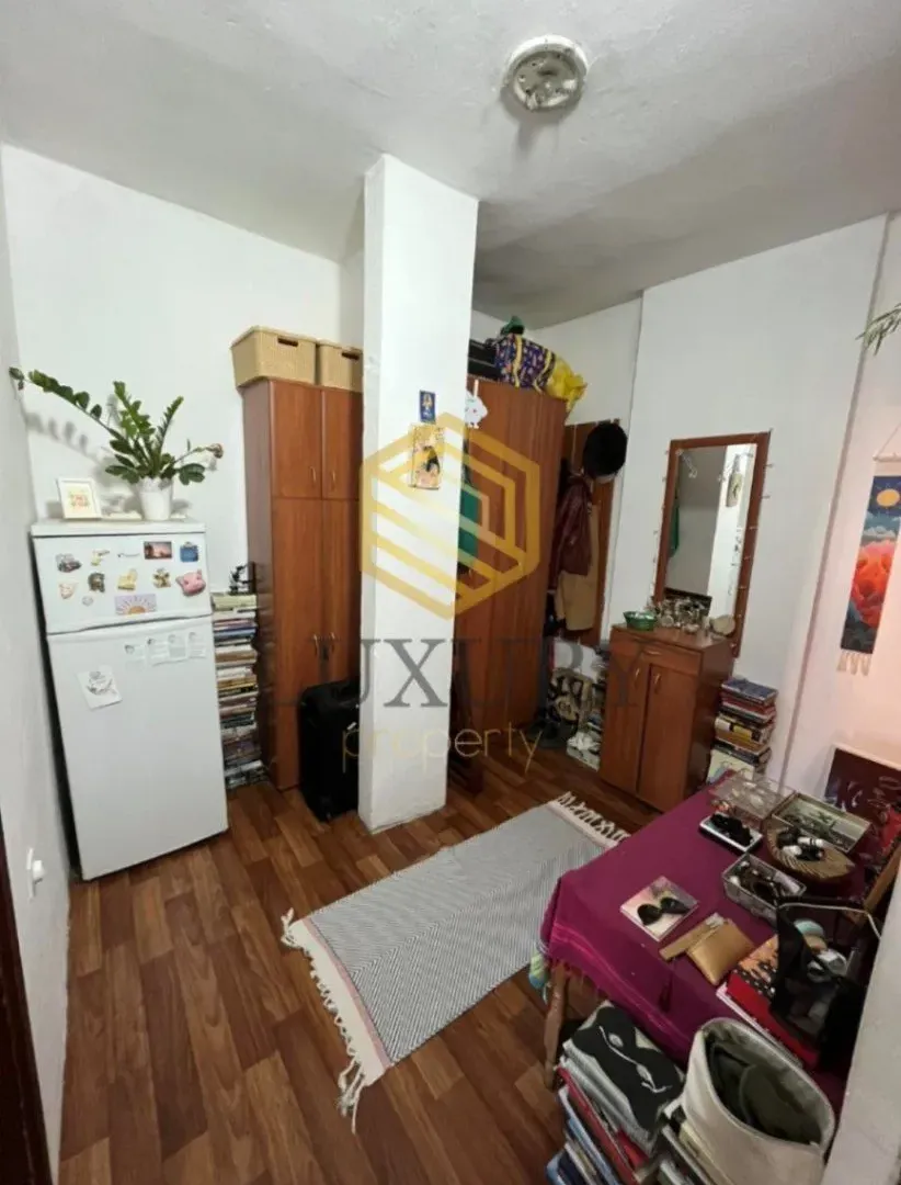 Izdavanje, jednosoban stan, 50m², Pod Goricom, Podgorica