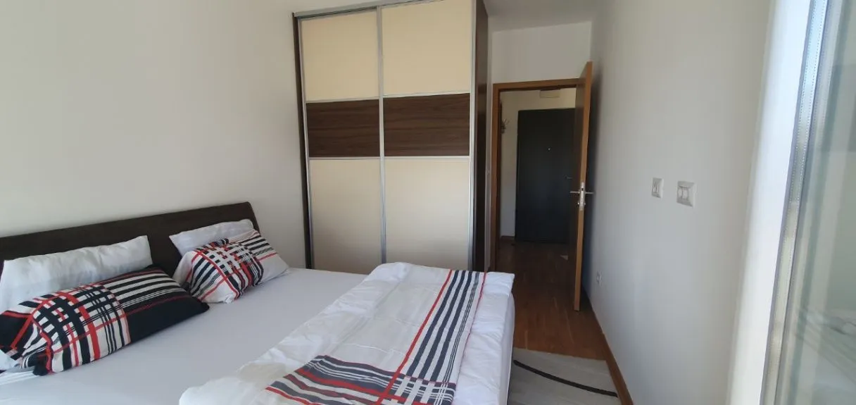 Izdavanje, jednosoban stan, 45m², City Kvart, Podgorica