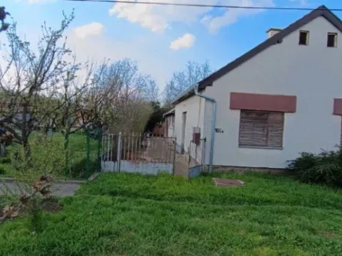 Sale, house, 136m², Kikinda, Srbija