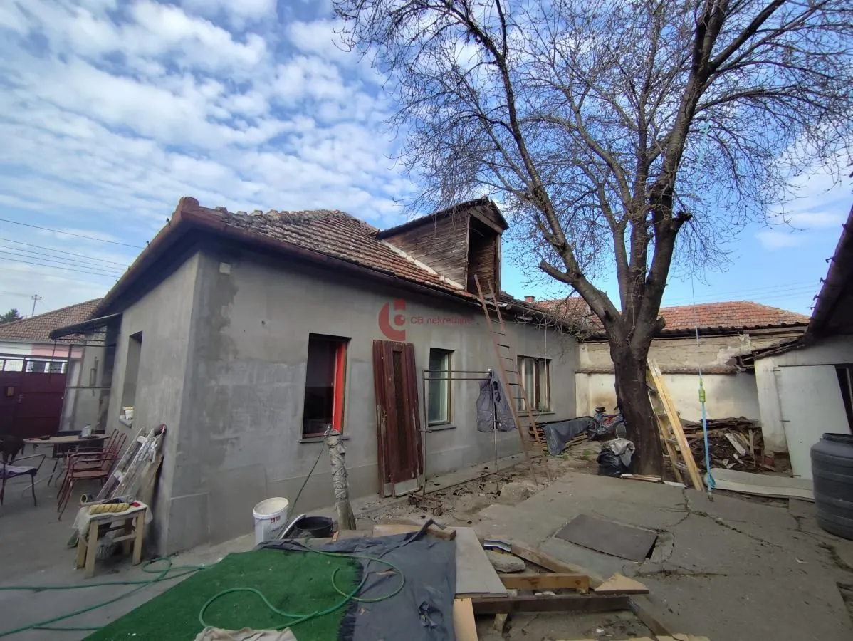 Prodaja, kuća, 110m², Novo Selo, Subotica