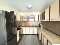 Izdavanje, kuća, 180m², Donja Gorica, Podgorica - image 5