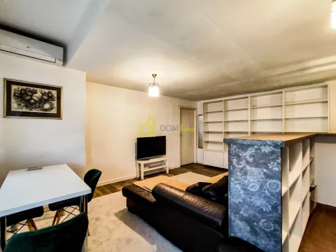 Izdavanje, trosoban stan, 70m², Centar, Podgorica - image 15