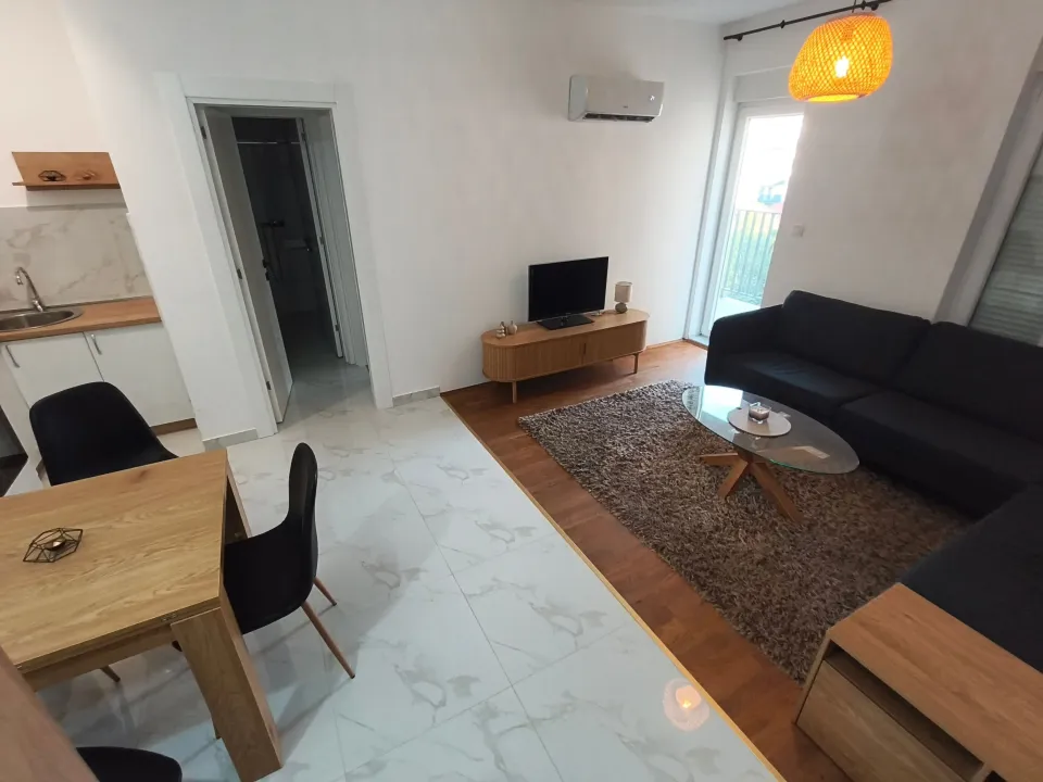 Rent, one bedroom apartment, 47m², Central Point, Podgorica