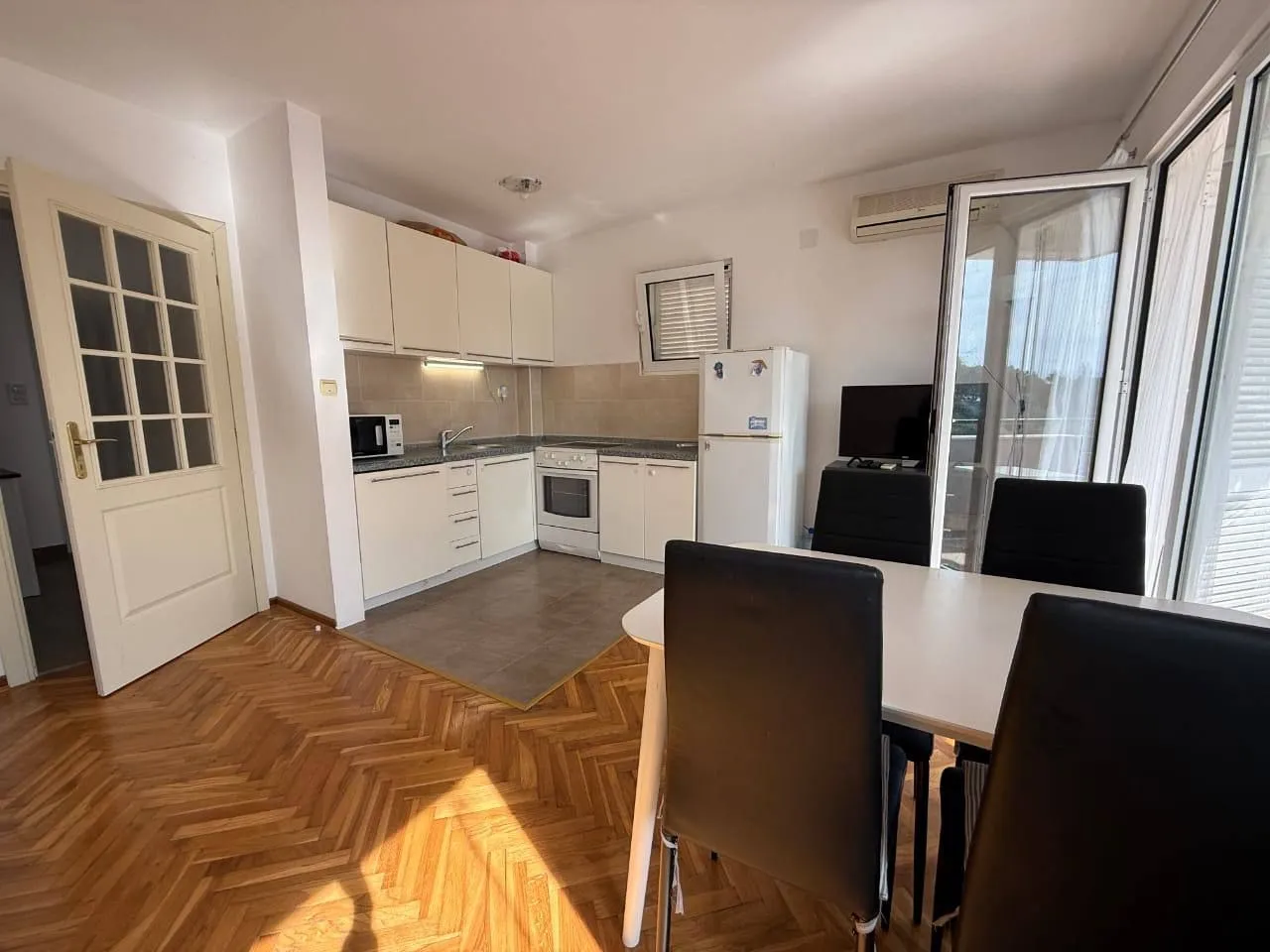 Sale, one bedroom apartment, 43m², Petrovac, Budva