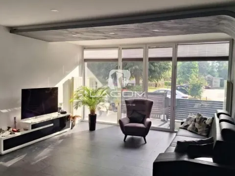 Sale, house, 343m², Čukarica, Beograd - image 4