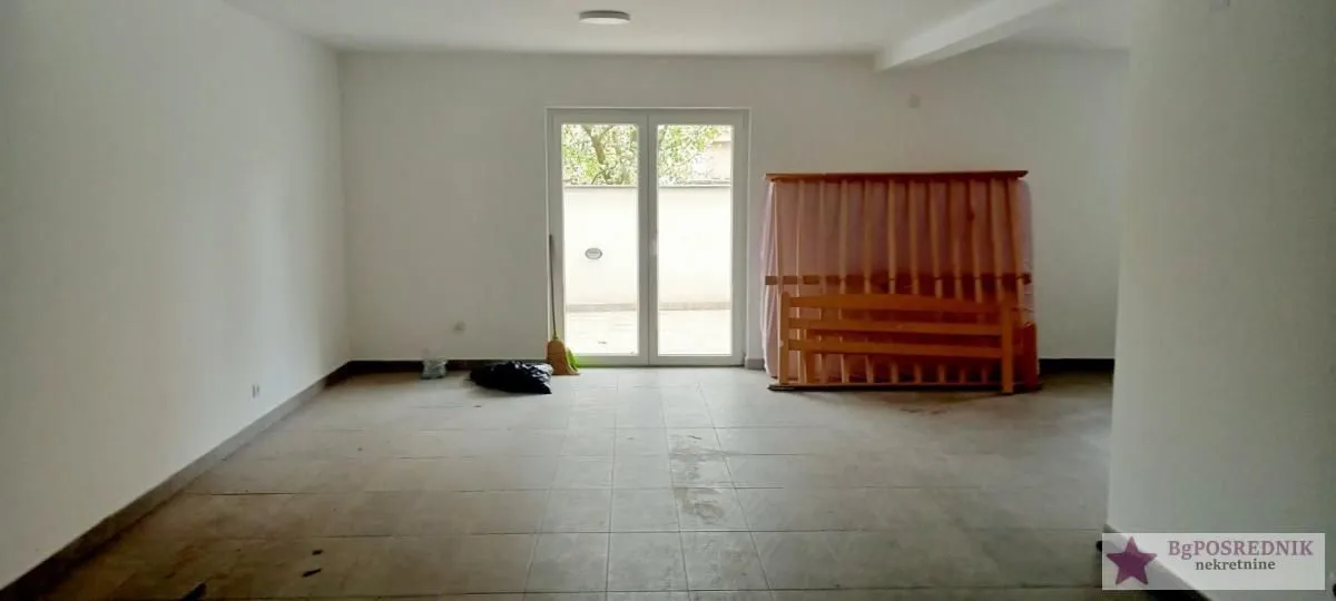 Prodaja, stan, 302m², Miljakovac, Rakovica