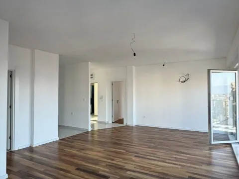 Prodaja, trosoban stan, 151m², Kruševac, Podgorica - image 4