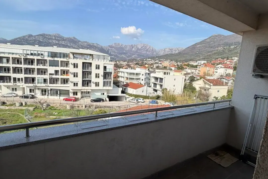 Rent, two bedroom apartment, 74m², Popovići, Bar